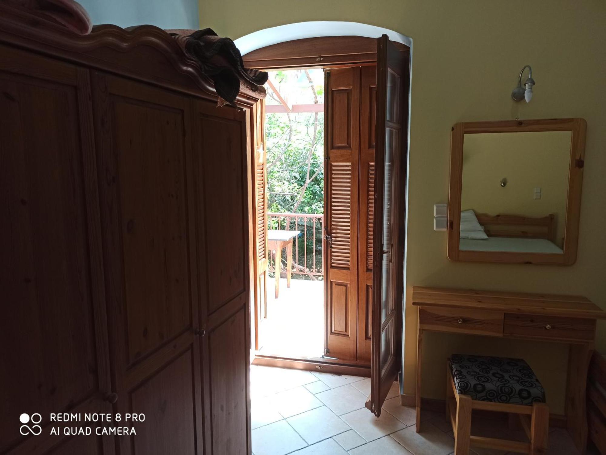Giannis Apartments By Climbing House Panormos  Esterno foto